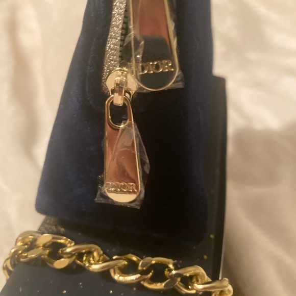 Dior Beauty Pouch - Picture 4 of 4